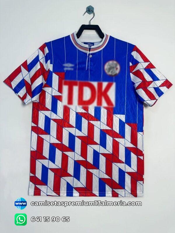 AJAX 89/90. Versión retro