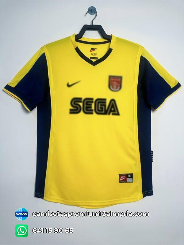 Arsenal 00/01. Versión retro